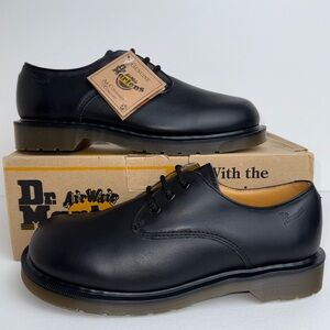 Vintage Deadstock Dr. Martens England Black Greasy Leather Gibson Oxfords UK 8